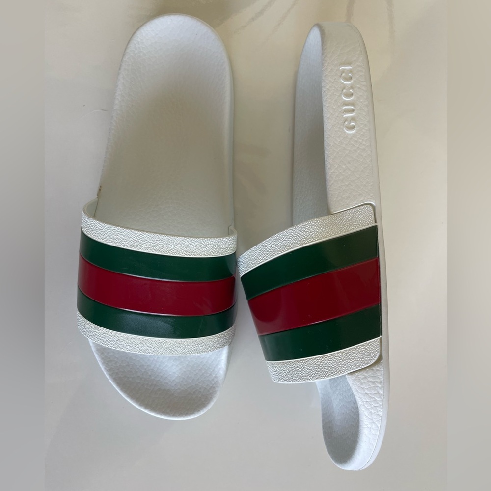 Gucci White Sandals with Red and Green Stripes - Picture 2 of 6